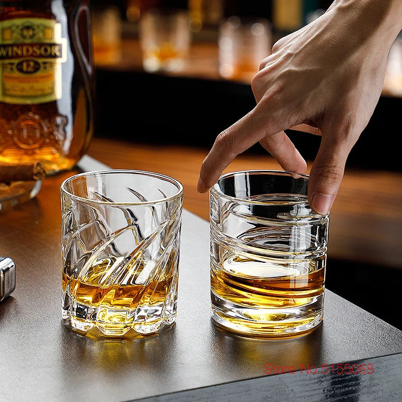 Germany Latest Design Rotating Glass Whiskey Old Fashioned Glass Stable Revolve Release Pressure Whisky Tumbler Crystal Wine Cup