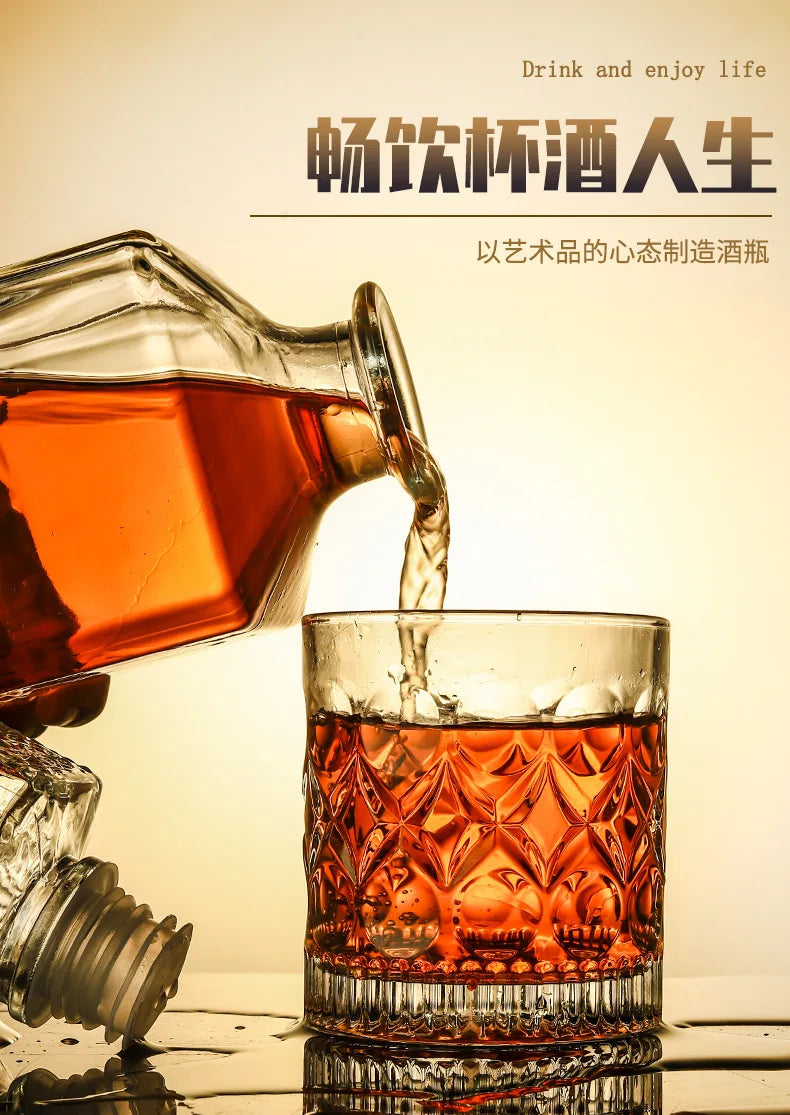 950ml Whiskey Vodka Wine Decanter Wine Bottle European Style Square Wine Glass Bottle Beer Spirits Glass Bar Home Decor 2025 New