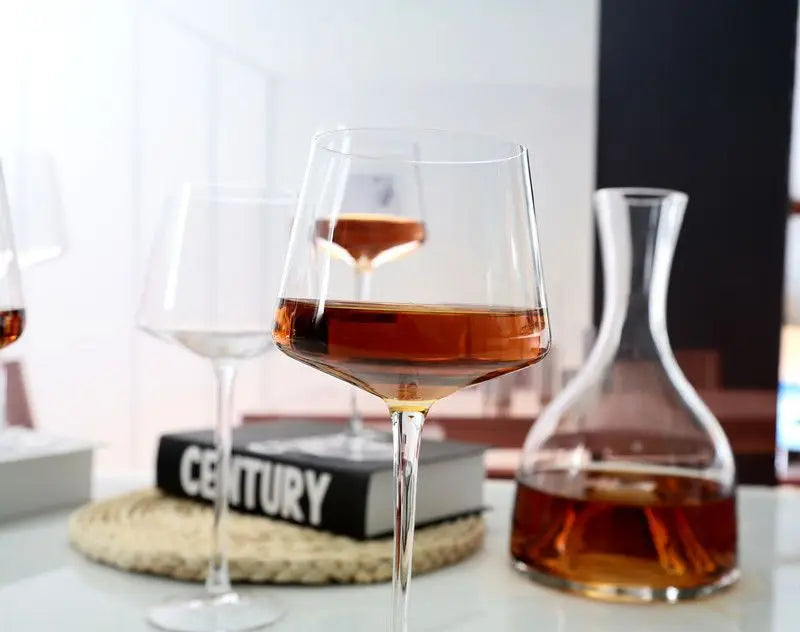 Nordic Style Burgundy Crystal Red Wine Glass Handmade Lead-Free Goblet Grape Glass Premium Home Barware